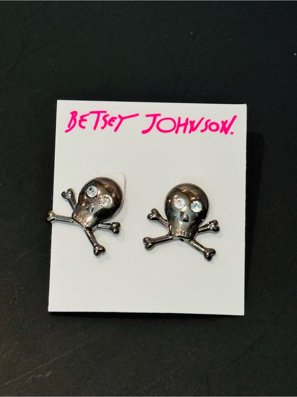 NWT Betsey Johnson Gunmetal Rhinestone Skull Crossbones Stud Earrings